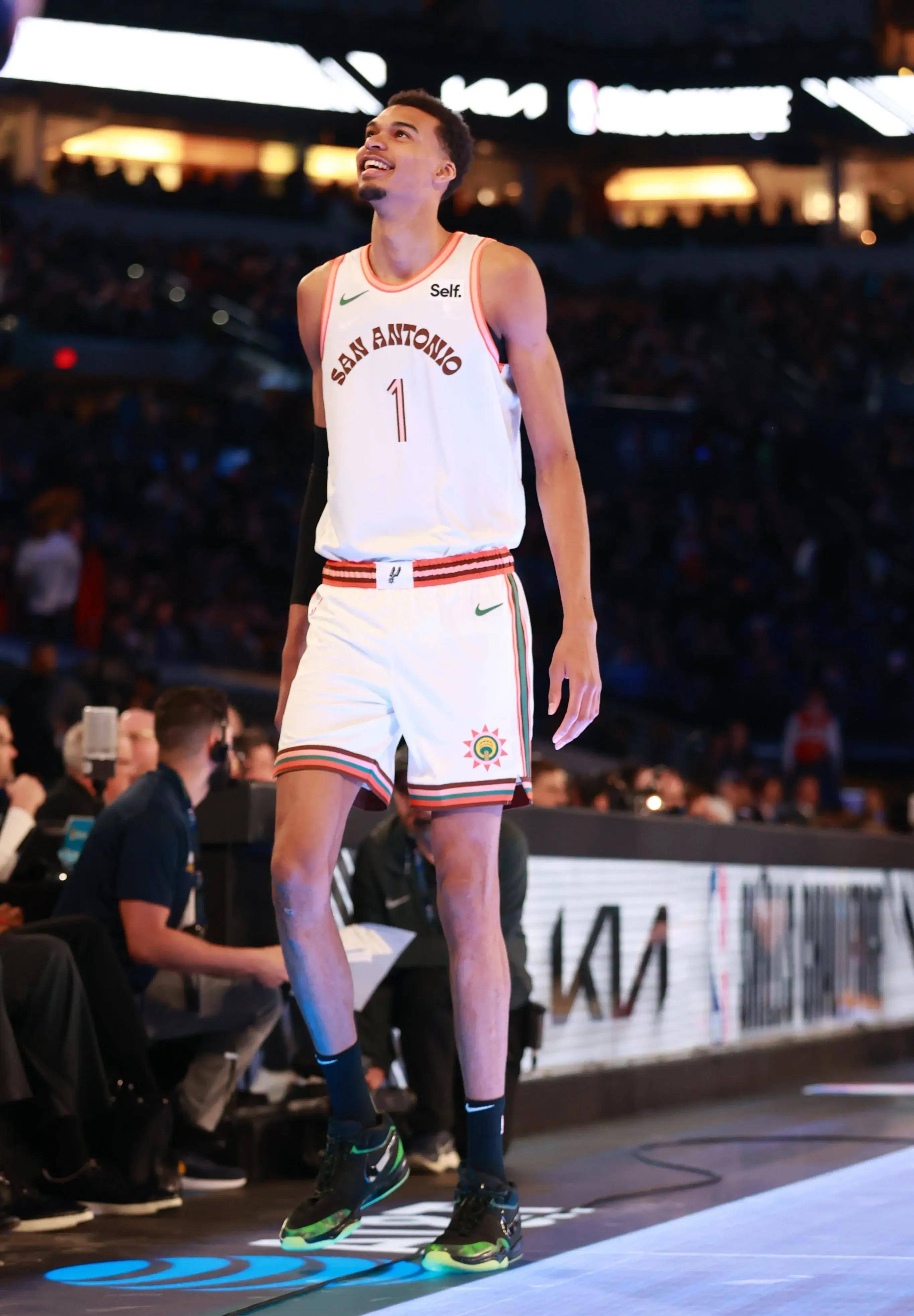 9game-关于圣安东尼奥马刺内部会议纪要流出——冲刺阶段篮板制胜，NBA总决赛使命明确，年轻球员得到机会的信息-9game