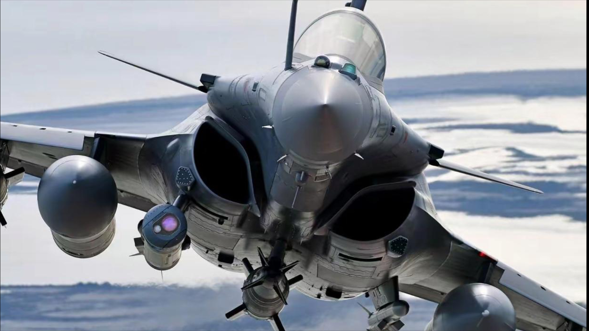 法国杯冲刺阶段再迎强敌，武汉三镇更衣室发声，主帅态度——态度坚定，细节决定成败的简单介绍