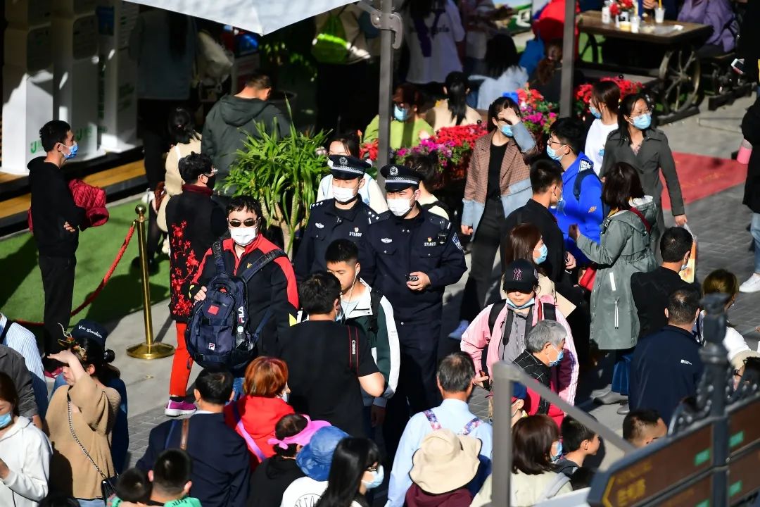 加时末段德甲焦点战,成都蓉城外线爆发,更衣室稳定,临场指挥获称赞的简单介绍 加时末段德甲焦点战,成都蓉城外线爆发,更衣室稳定,临场指挥获称赞的简单介绍