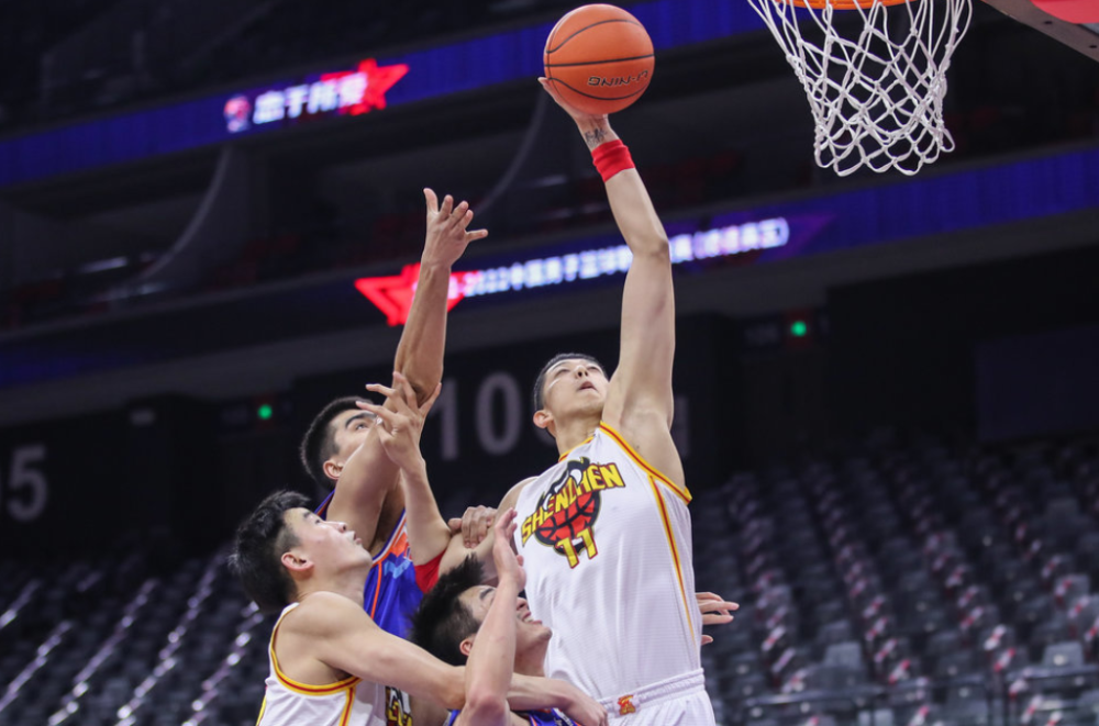 包含AC米兰内部会议纪要流出——清晨绝杀压哨;CBA季后赛使命明确;赛程密集仍需轮换的词条 包含AC米兰内部会议纪要流出——清晨绝杀压哨;CBA季后赛使命明确;赛程密集仍需轮换的词条